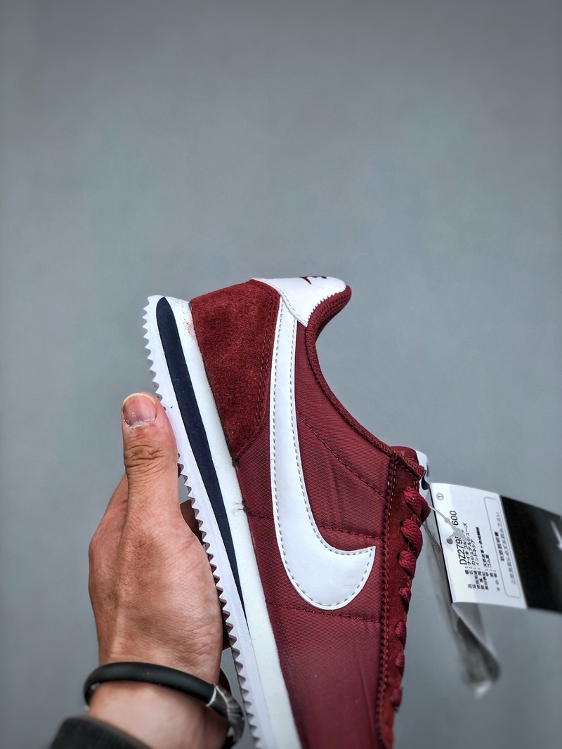 Nike Cortez W “Burgundy”