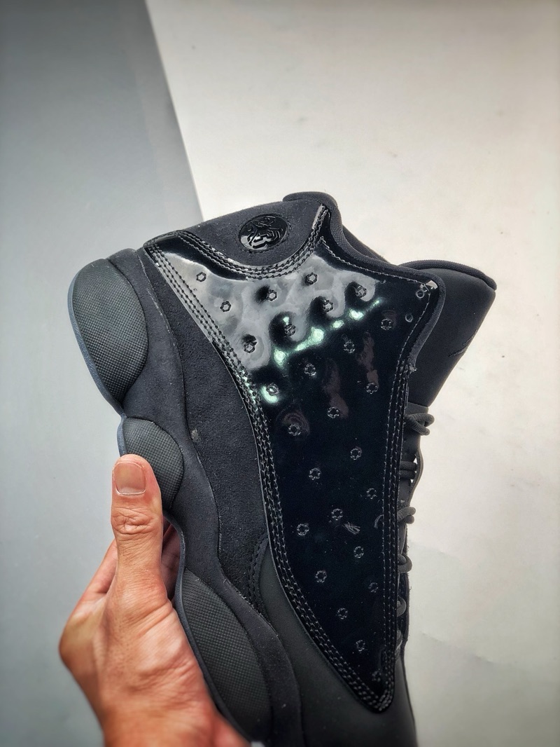 Air Jordan 13 “Cap and Gown”