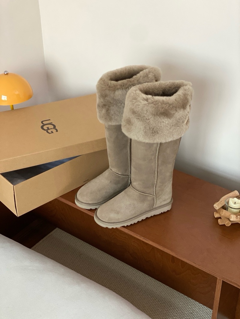 UGG Over The Knee Bailey Button