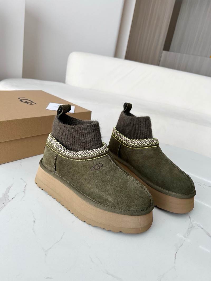 UGG Tasman 24 Olive