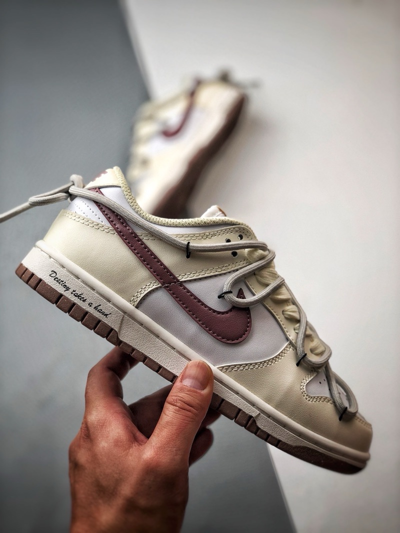 Nike Dunk Low