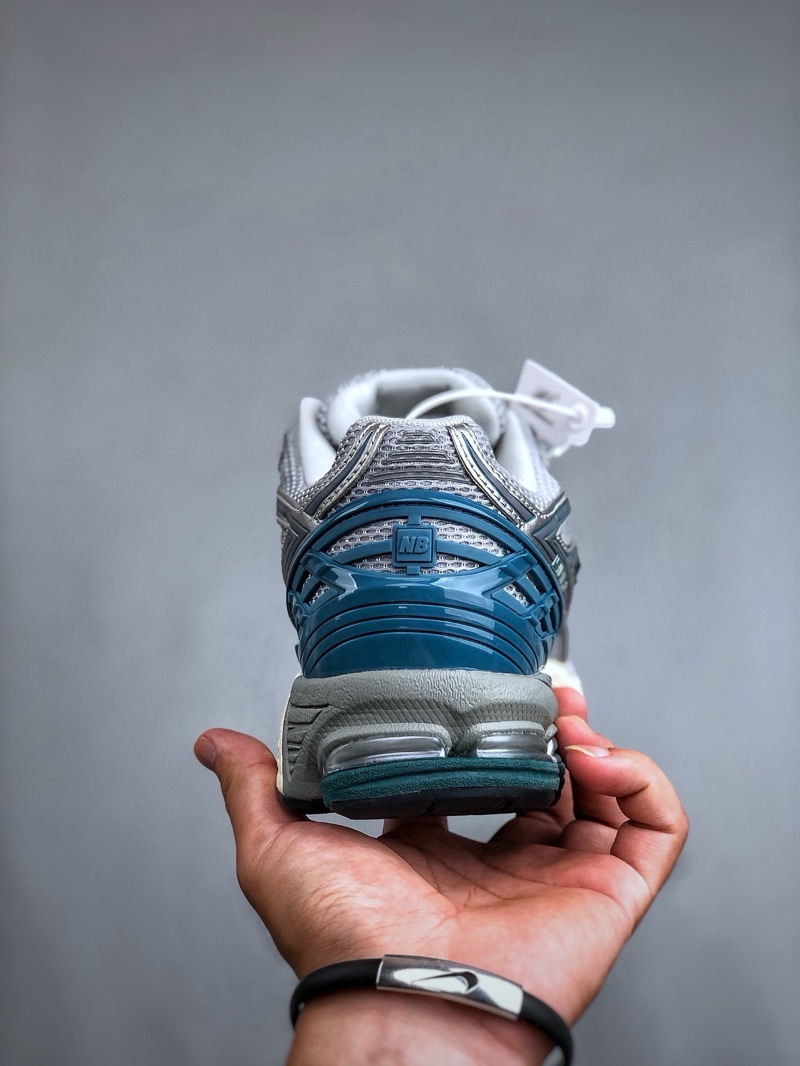 New Balance 1906R
