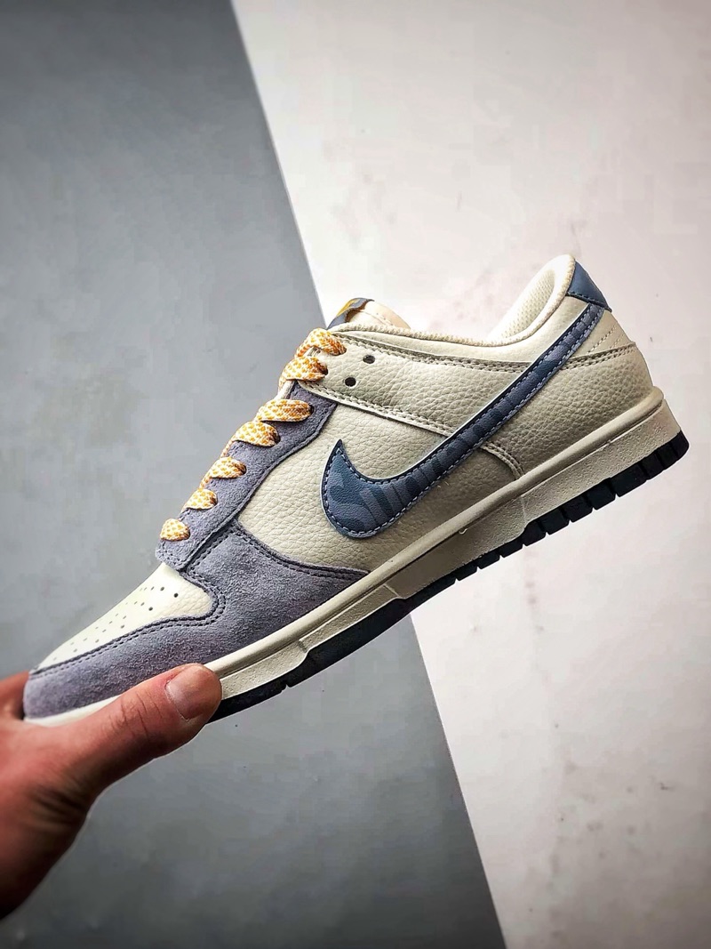 Supreme x Nike Dunk Retro DIY