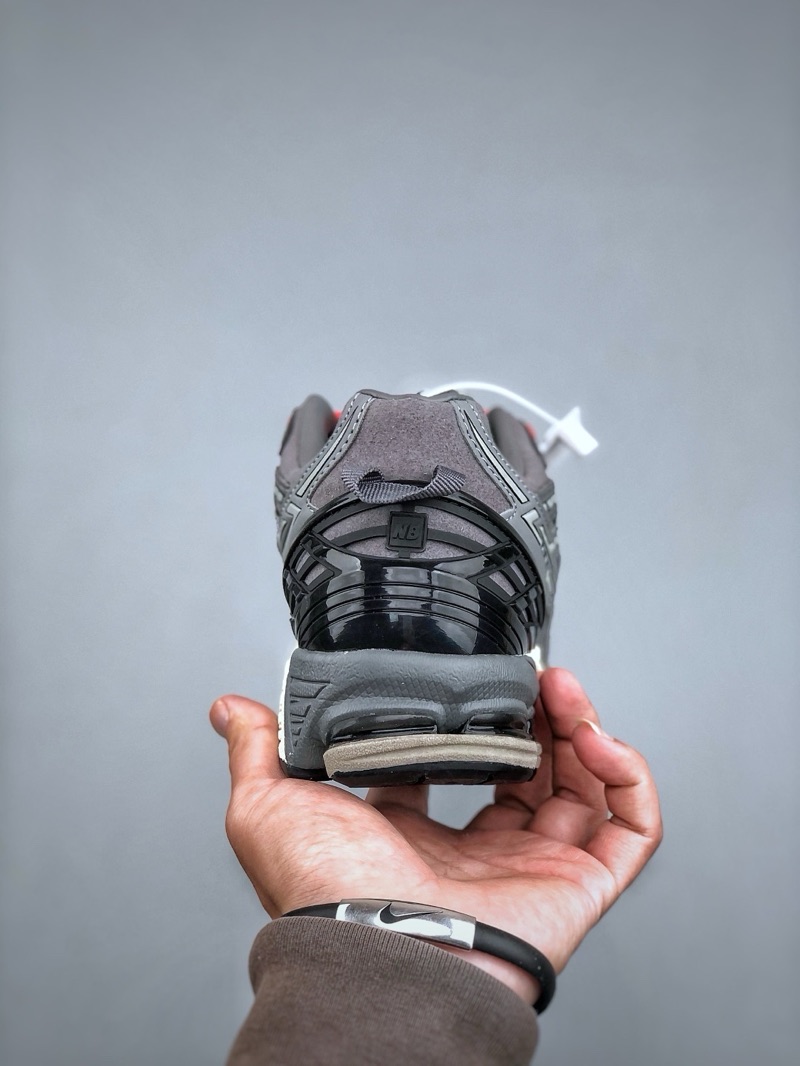 New Balance M 1906 Grey