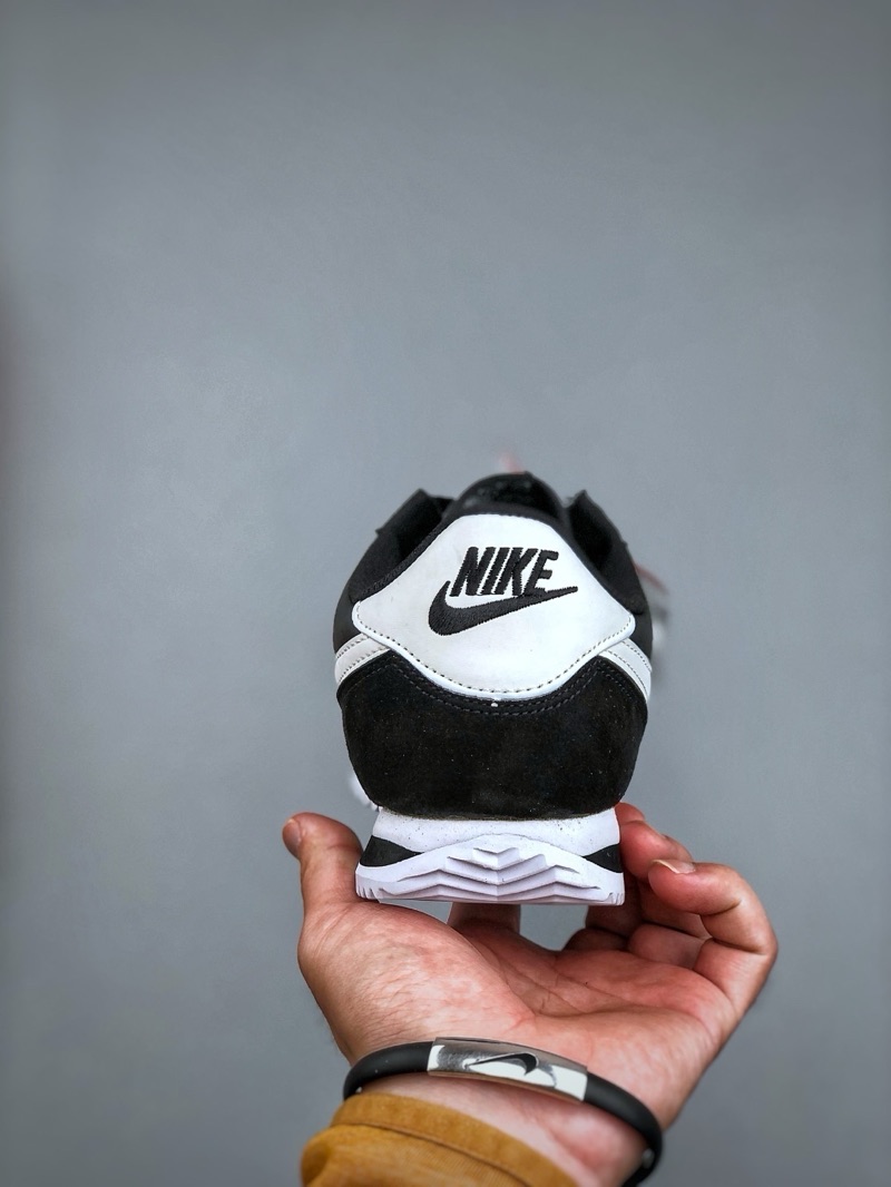 Nike Cortez “Black & White”