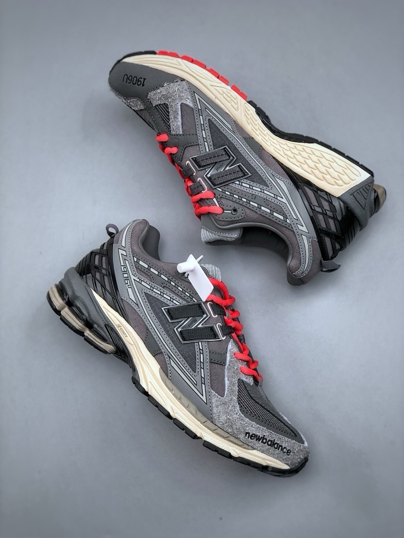 New Balance M 1906 Grey