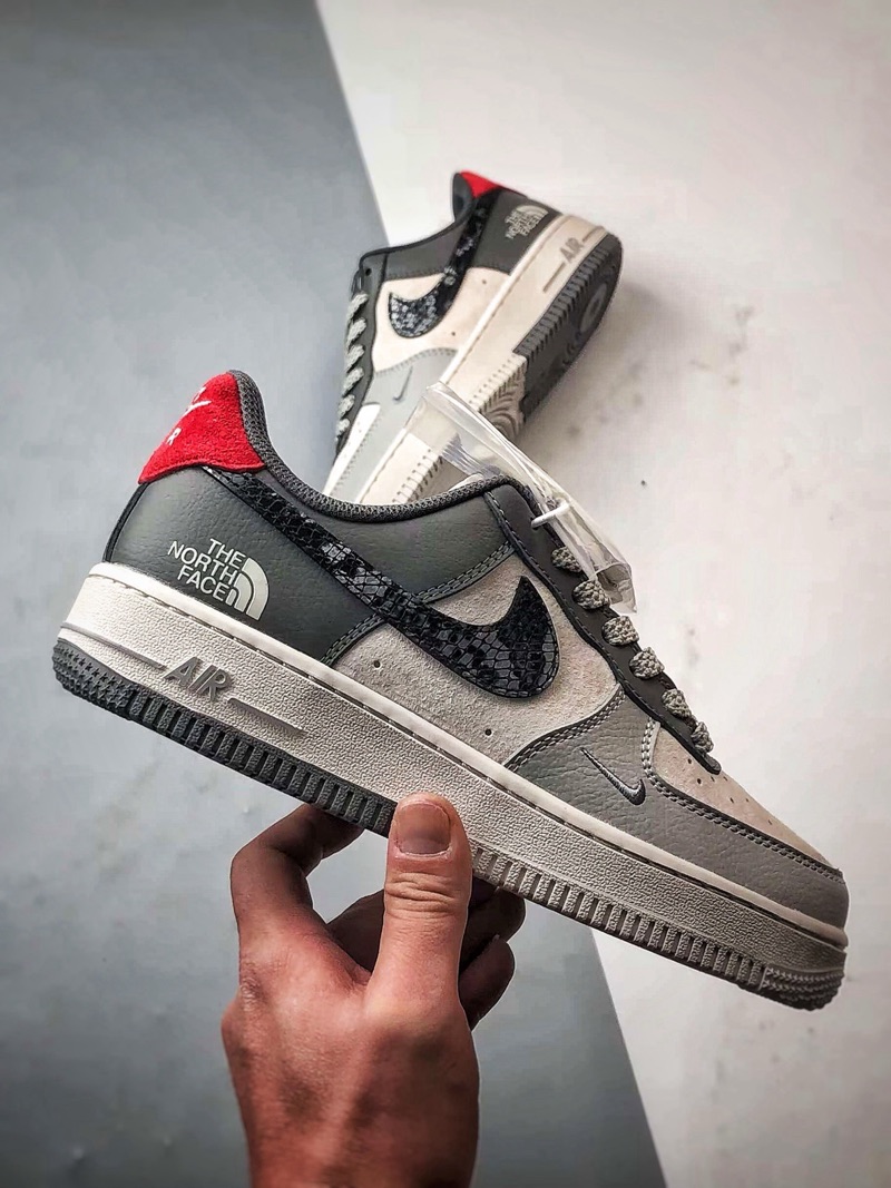 Air Force 1 ‘07 Low x TNF