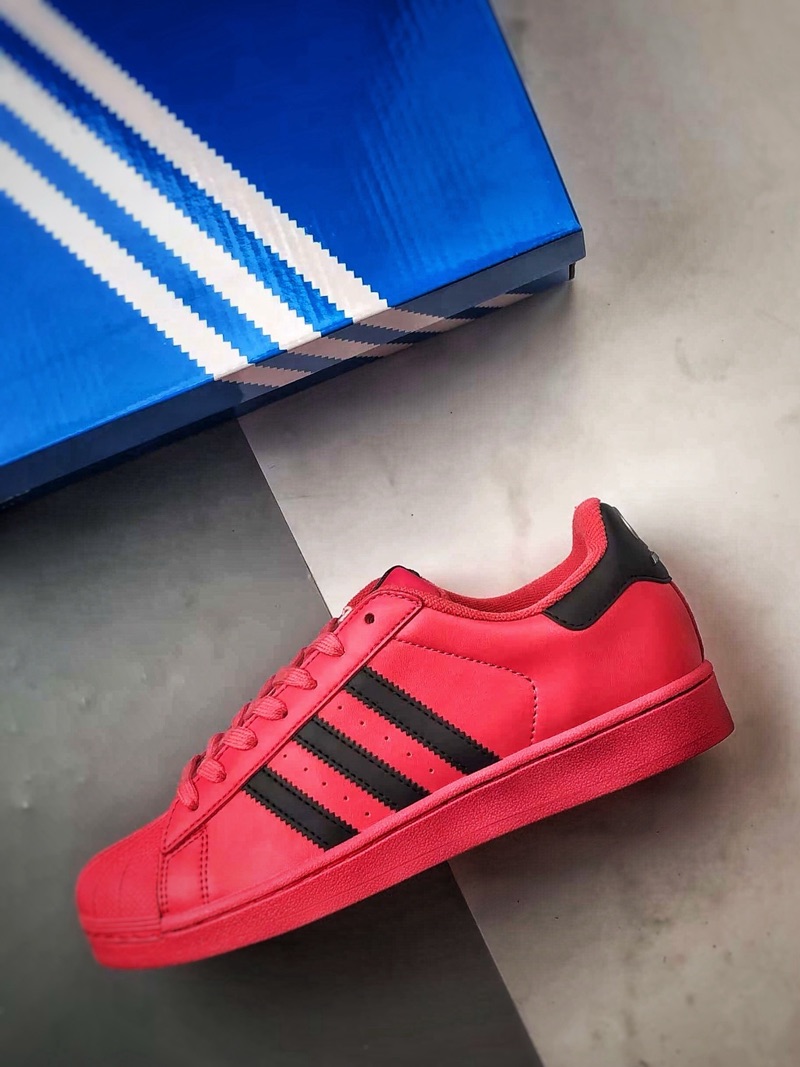 Mercedes-AMG x Adidas Superstar