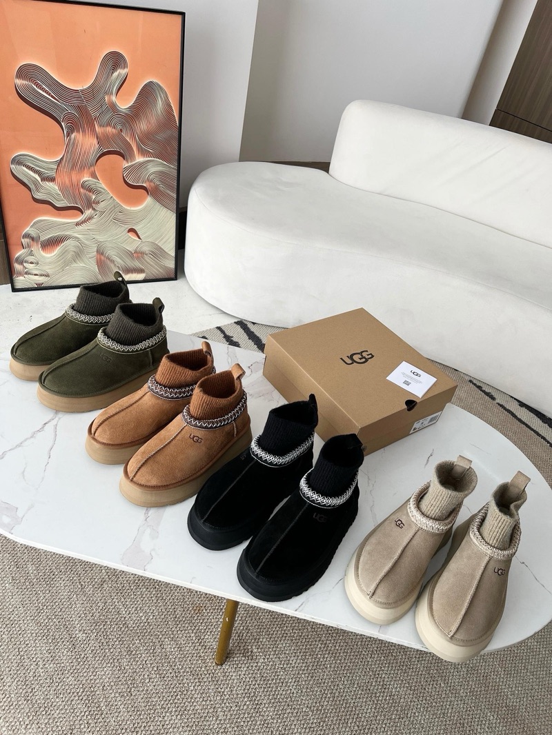 UGG Tasman 24 Olive