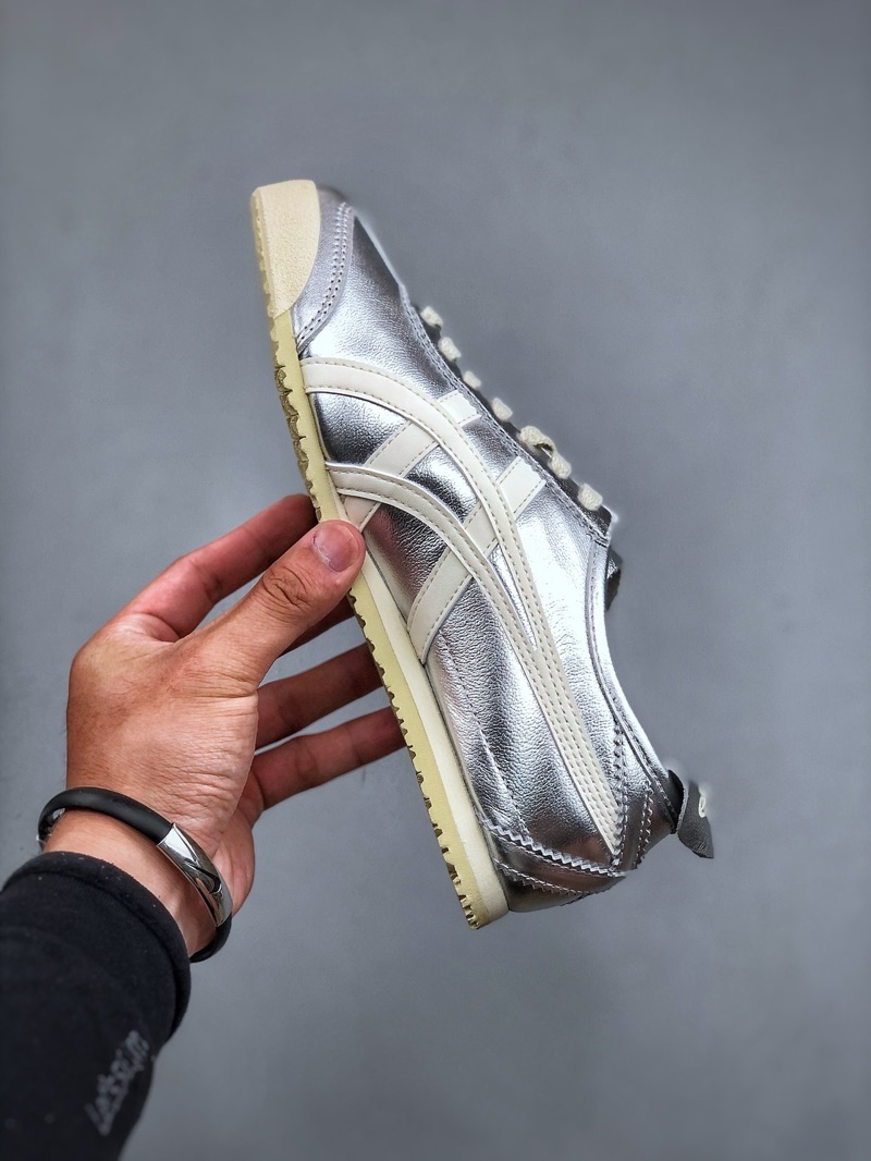 Onitsuka Tiger Mexico 66 Silver