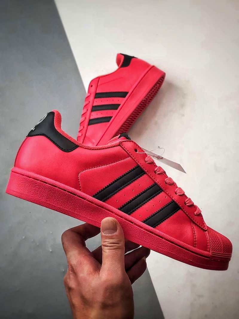Mercedes-AMG x Adidas Superstar