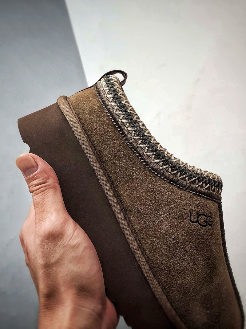 UGG Tazz Brown
