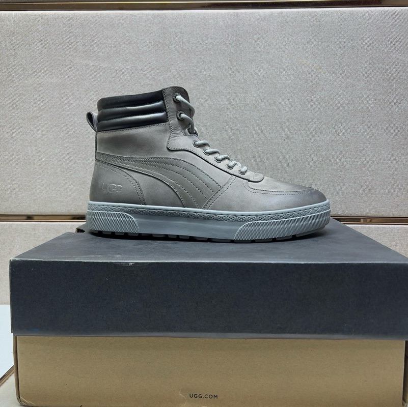 Ugg Men’s Leather Boots “Grey”