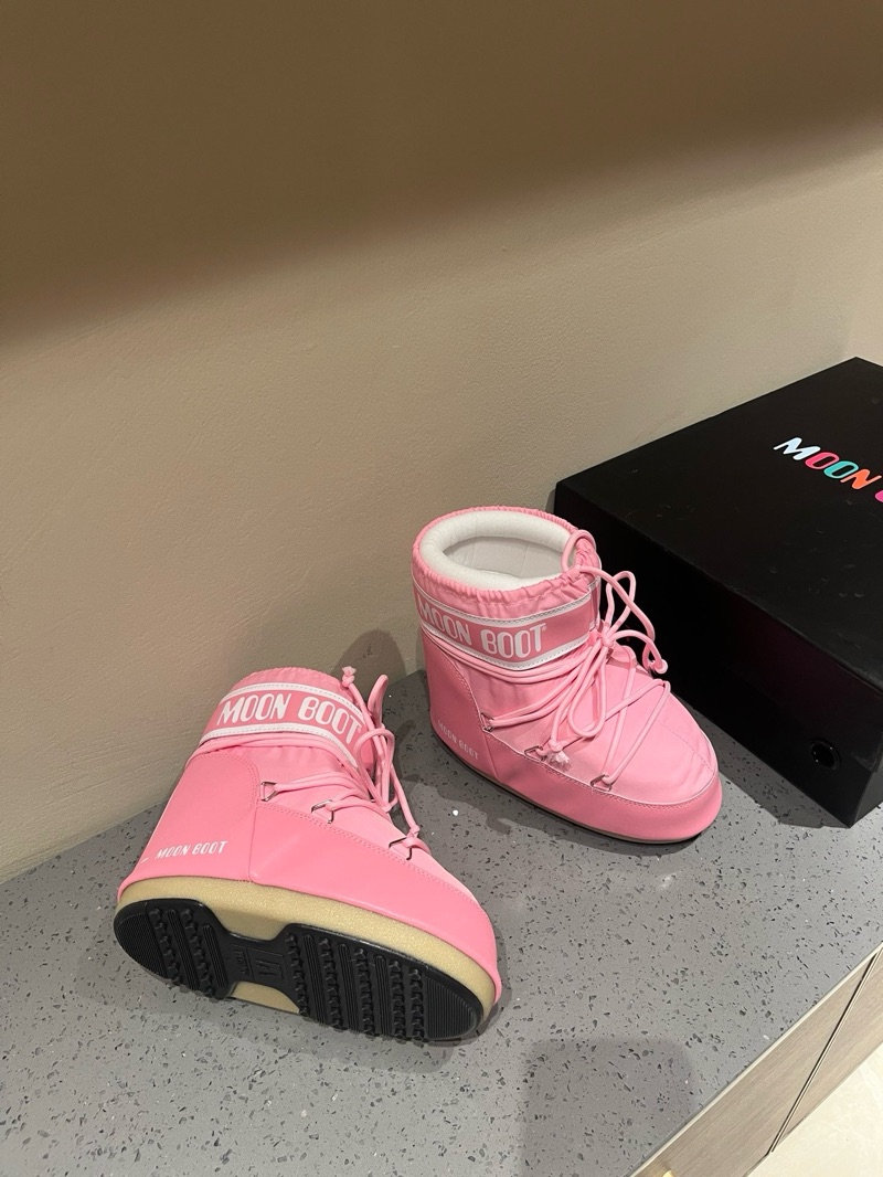 Moon Boot Low “Pink”