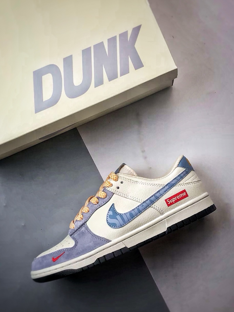 Supreme x Nike Dunk Retro DIY