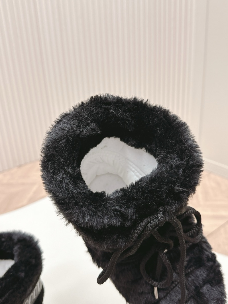 Moon Boot Low “Fur Black”