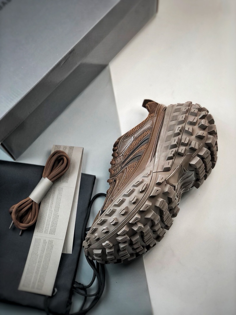 BALENCIAGA Defender Rubber Brown