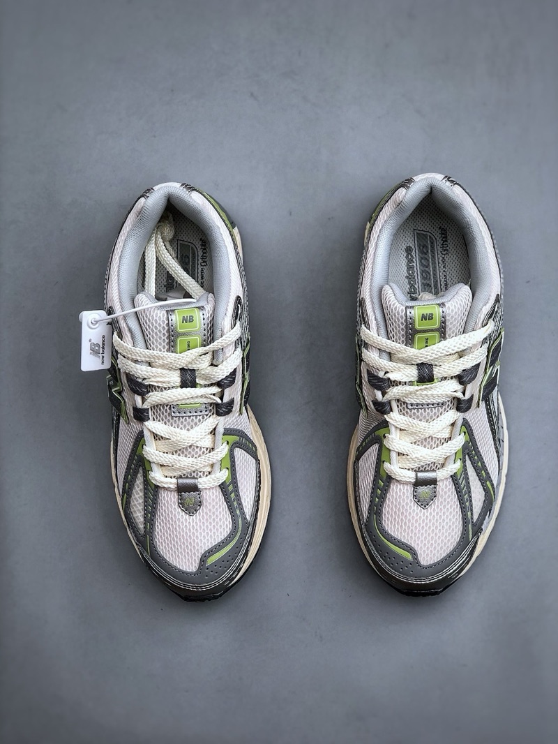 New Balance 1906R